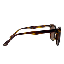 Cargar imagen en el visor de la galería, Lentes de Sol para Mujer Cloe, Mica Polarizada SLE 41701 - 0DMI54