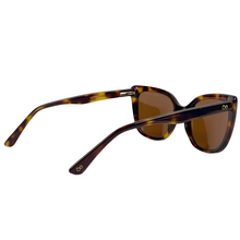 Cargar imagen en el visor de la galería, Lentes de Sol para Mujer Cloe, Mica Polarizada SLE 41701 - 0DMI54