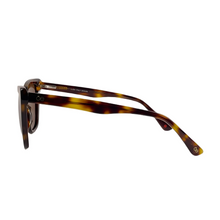 Cargar imagen en el visor de la galería, Lentes de Sol para Mujer Cloe, Mica Polarizada SLE 41701 - 0DMI54